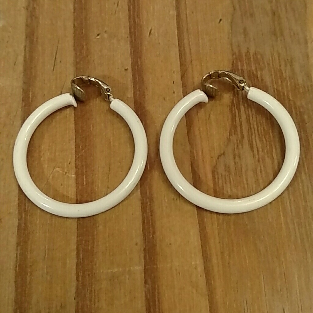 Signed, vintage L. H. Segal of California white hoop clip earrings!